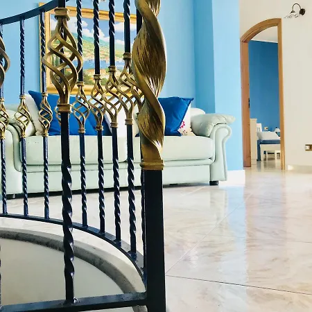 Villa Conca Smeraldo *